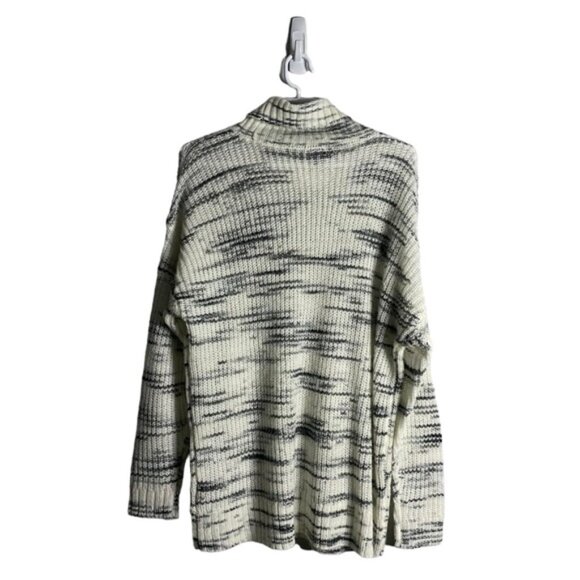 Torrid Women's Soft and Cozy Knit Turtleneck - Picture 8 of 8